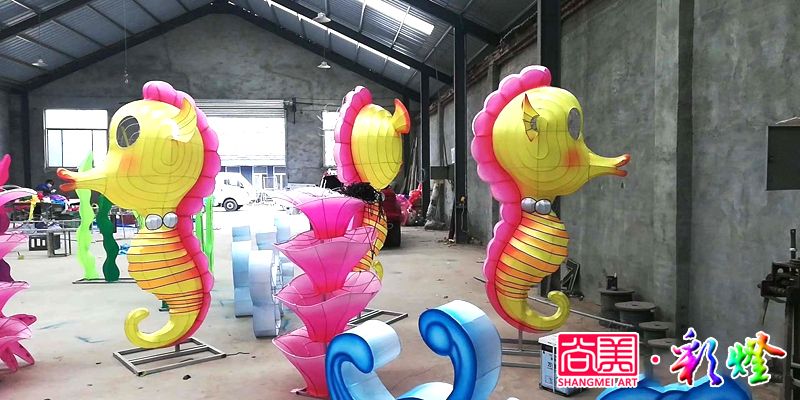 花燈、彩燈在商業(yè)美陳中應(yīng)用